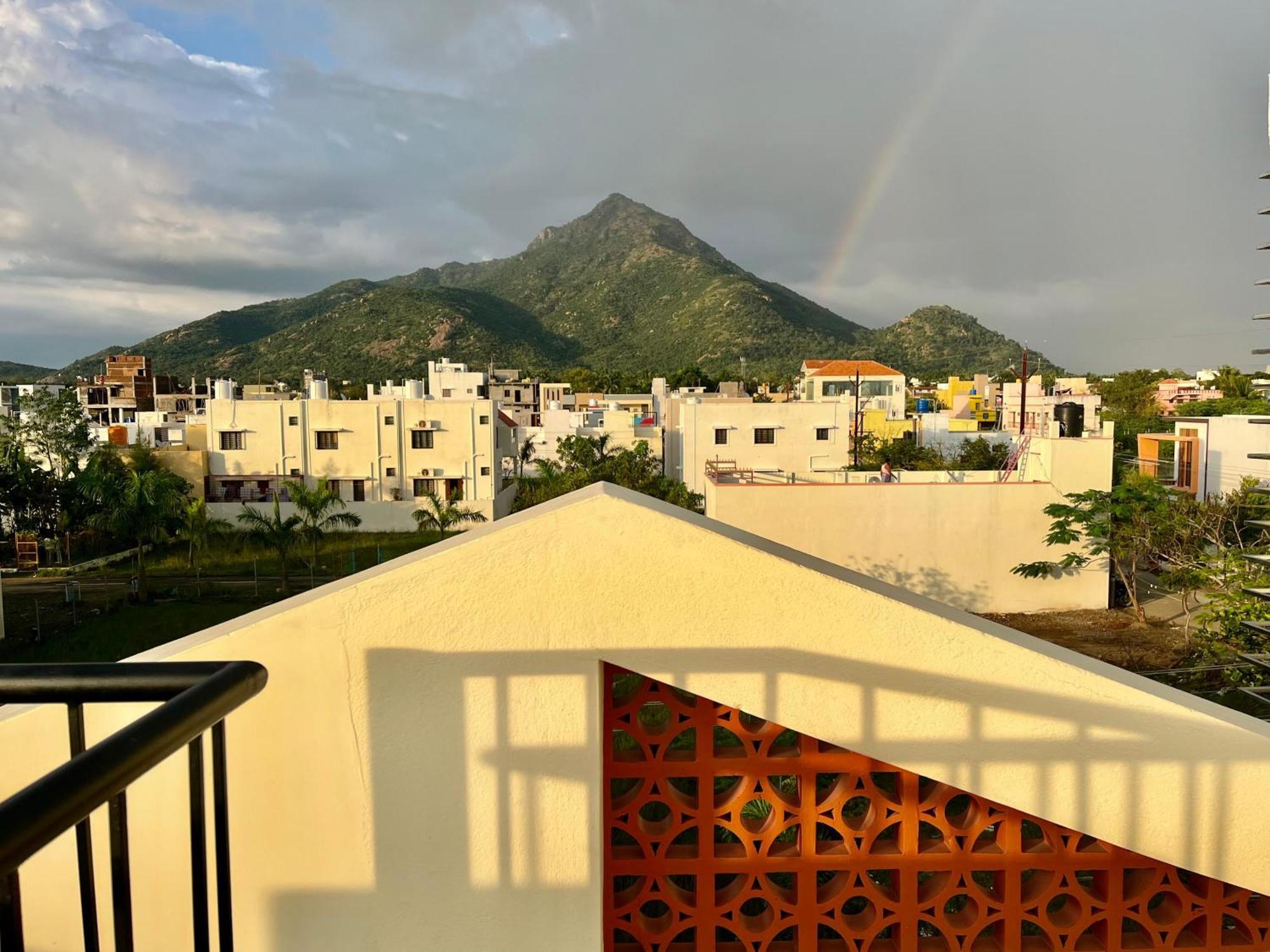 Guru Home Stay Near Sri Ramanasramam Tiruvannamalai Exterior photo